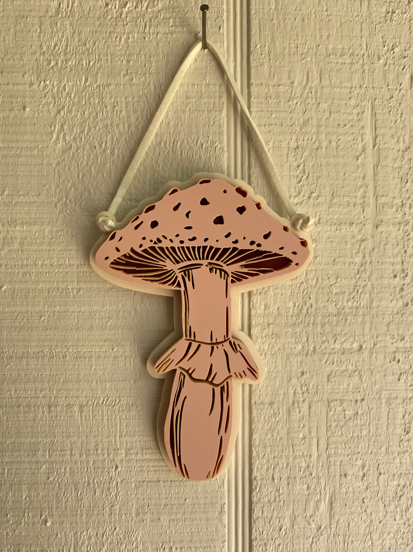 Mushrooms: 4” Amanita Acrylic Wall Hanging